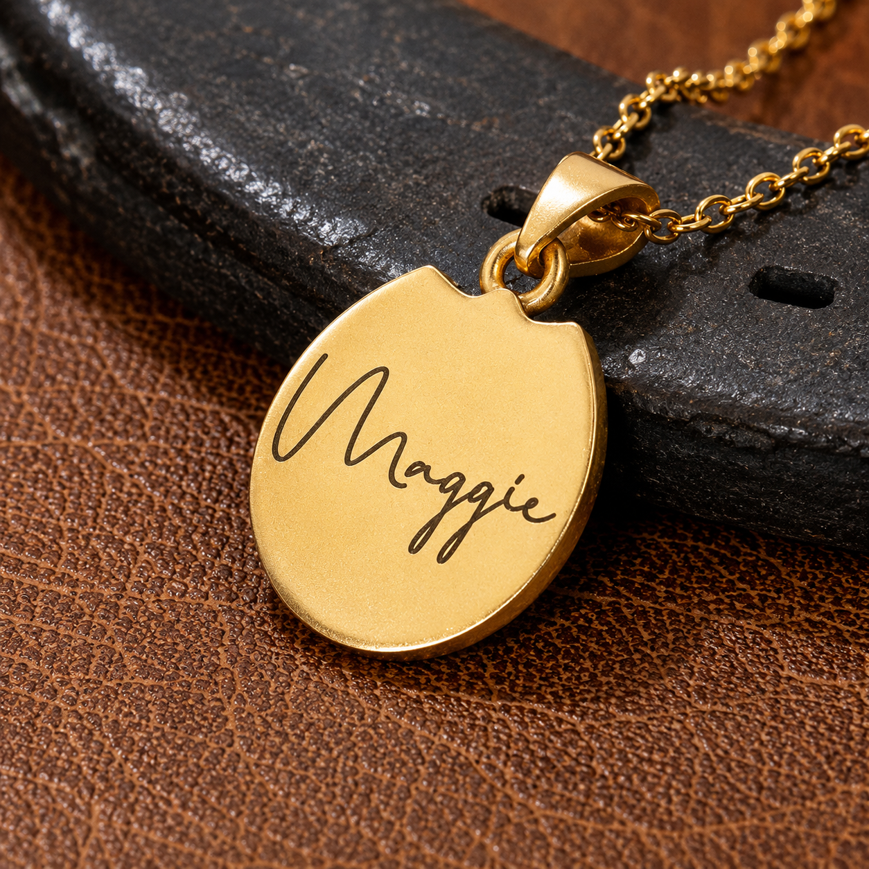 Personalized gold horse hoof pendant back with custom name engraving