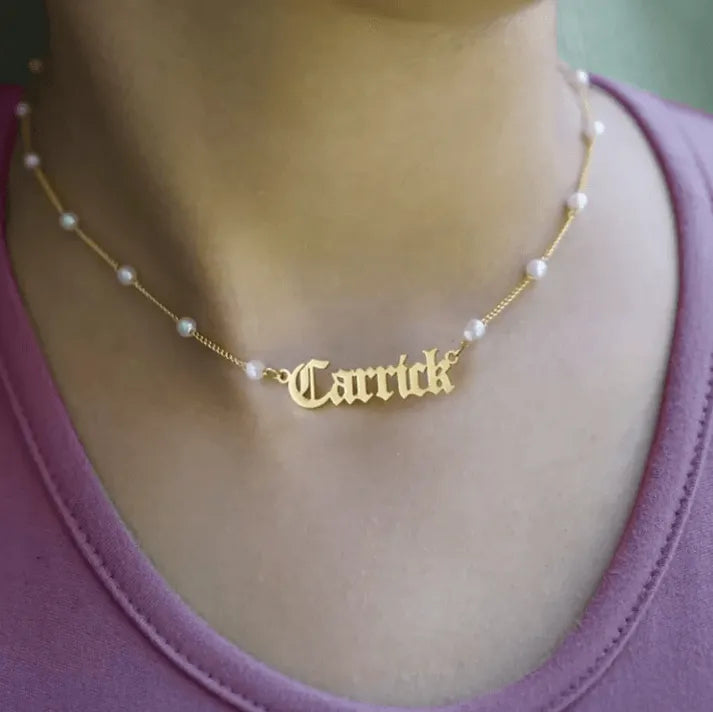 Personalized Freshwater Pearls Name Necklace with Old English Font - Custom Gothic Jewelry Gift - Belbren