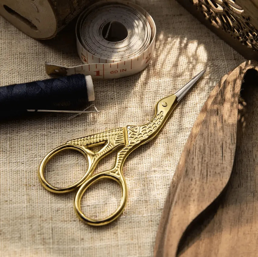 Vintage European/Stork Embroidery Scissors, Personalized Engraved Wooden Box, Custom Sewing Gift, Craft, Needlework, Mother's Day - Belbren