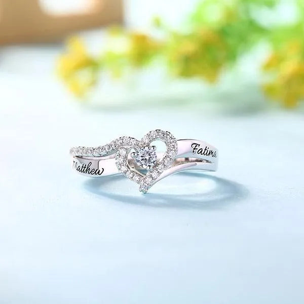 Personalized Heart-Shaped Simulated Diamond Ring in 925 Sterling Silver – Custom Engraved Couples' Jewelry - Belbren