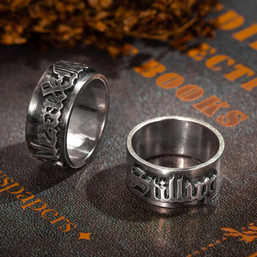 Custom Gothic Name Ring | Old English Font Unisex Ring in Brass or Sterling Silver 925 | Tattoo-Inspired Gothic Name Ring - Belbren