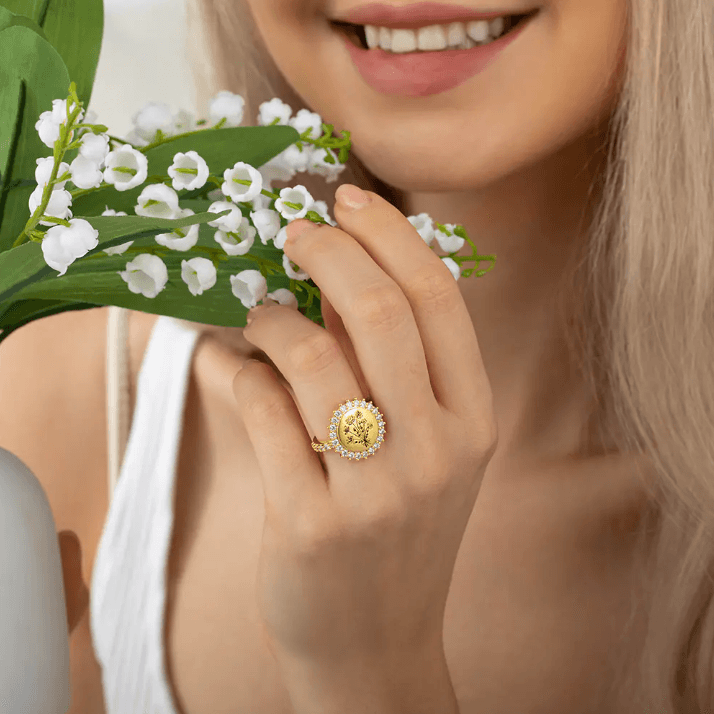 Custom Birth Flower Ring - 1-8 Floral Bouquet Design - Ideal Mother's Day & Family Gift - Women's Jewelry - Belbren