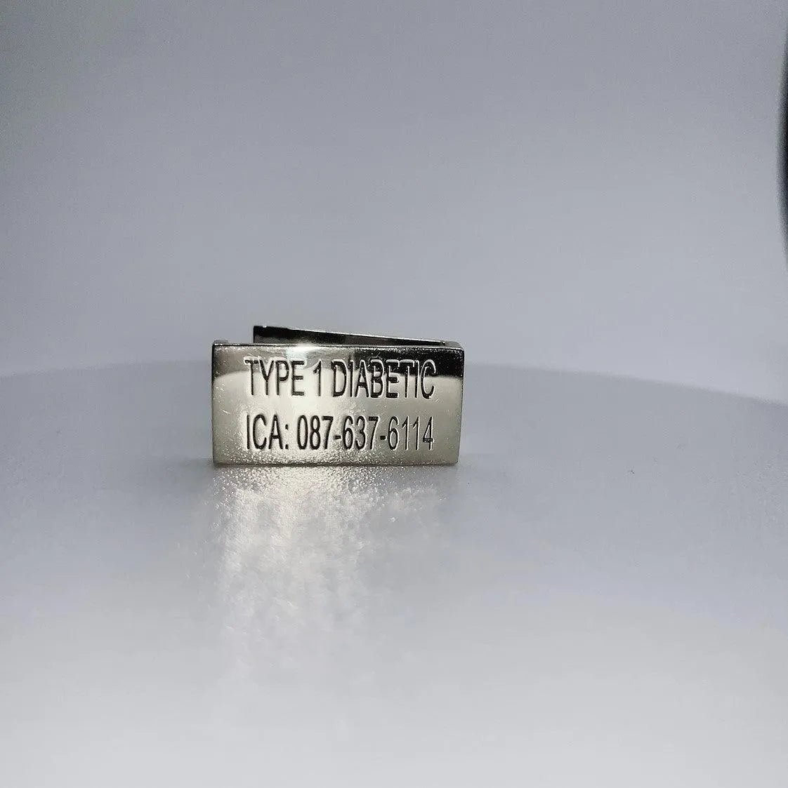 Custom Medical Alert ID Tag for Apple Watch Band | Personalized Smartwatch Medical Alert Charm | Diabetic & Allergy Information - Belbren