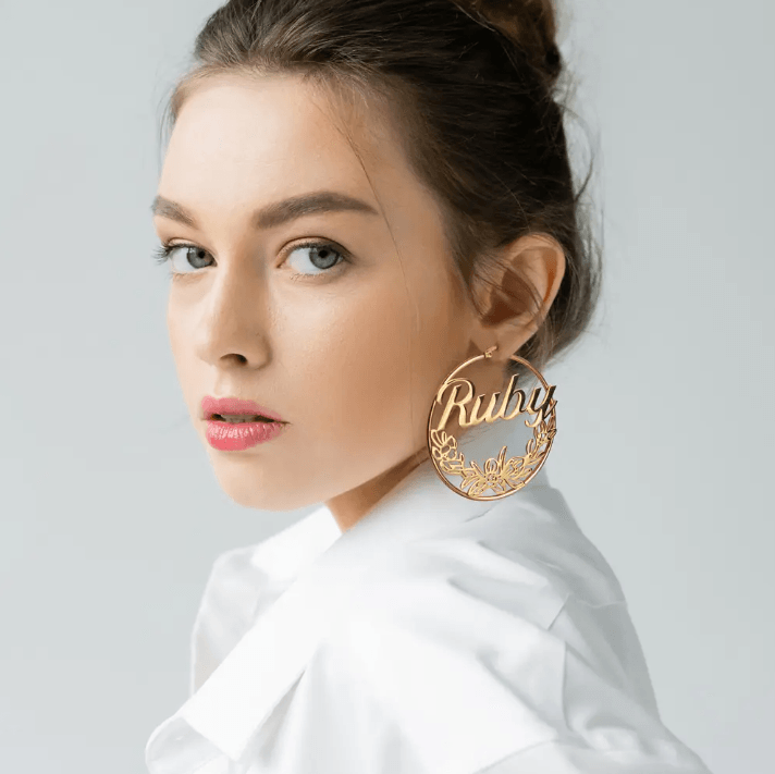 Custom Name Hoop Earrings with Personalized Birth Flower Design - Unique Gift for Women & Girls - Ideal Birthflower Jewelry - Belbren