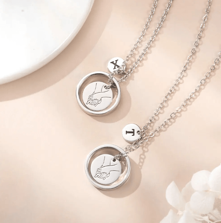 Custom Sisters & Mother-Daughter Necklace Set - Hand-in-Hand Pendant with Initial Charms, Ideal for Mother's Day & Sister Gifts - Belbren