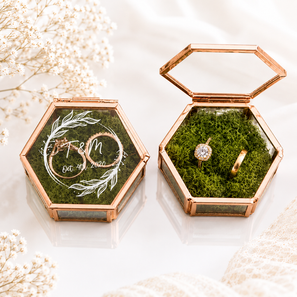 Personalized Hexagon Glass Ring Box with Moss – Custom Engraved Wedding Ring Box
