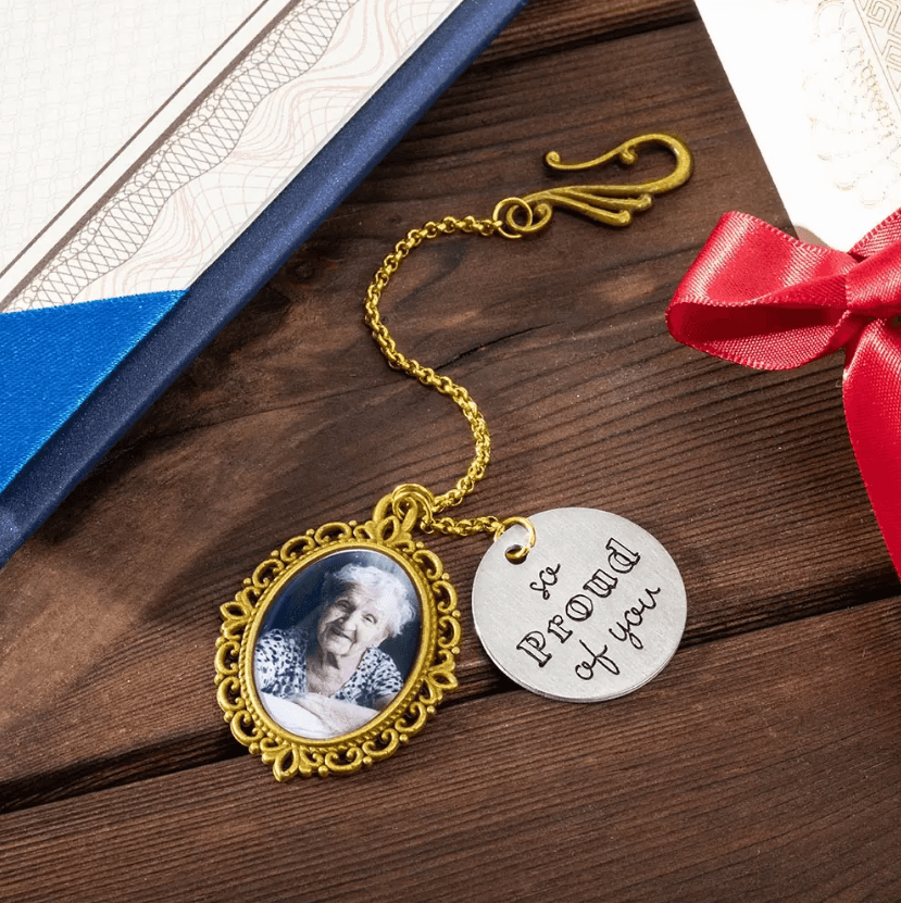 Personalized Graduation Cap Photo Charms - Memorial Tassel for Graduation Hat - Unique Graduation Gift Ideas - Belbren